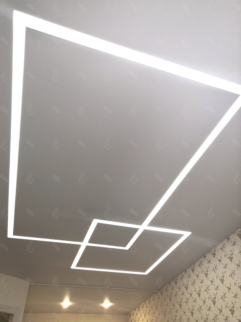 Дизайн света на натяжных потолках